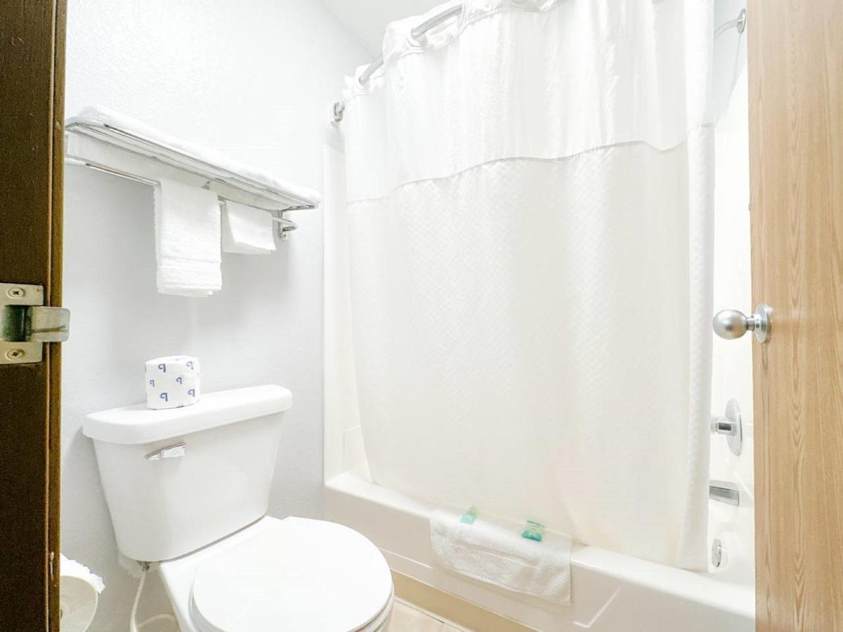 Blaine Town Inn & Suites Eksteriør bilde
